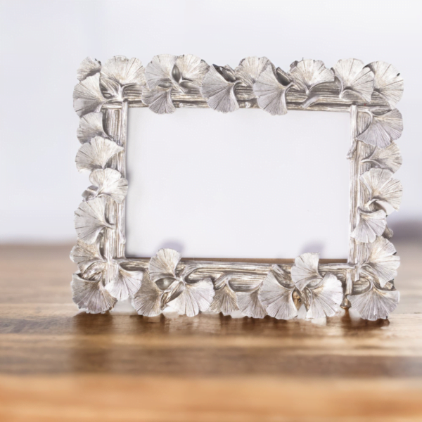 Yasmeen Artisan Silver Photo Frame with intricate leaf design.
