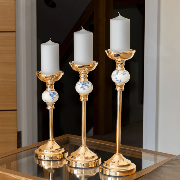 Gold pillar candle holders set