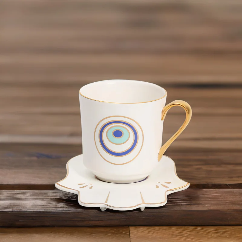 A Serenity Set with an eye on it.