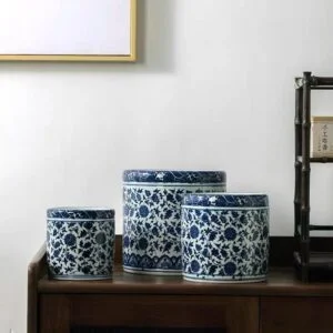 porcelain a set of 3 diffrent sizes of floral white and blue round jars with no lid